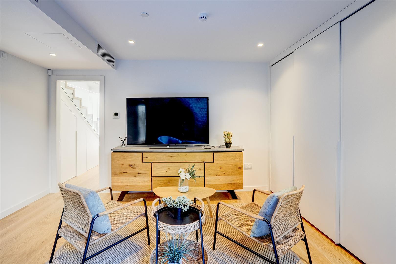 Image of House - 5 Bedrooms - 6 Bathrooms for Sale in North Gorge-Gibraltar, Image 15